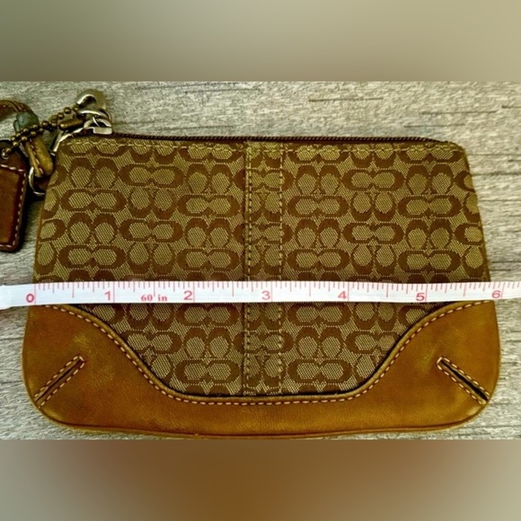Coach Signature Wristlet - Picture 5 of 8